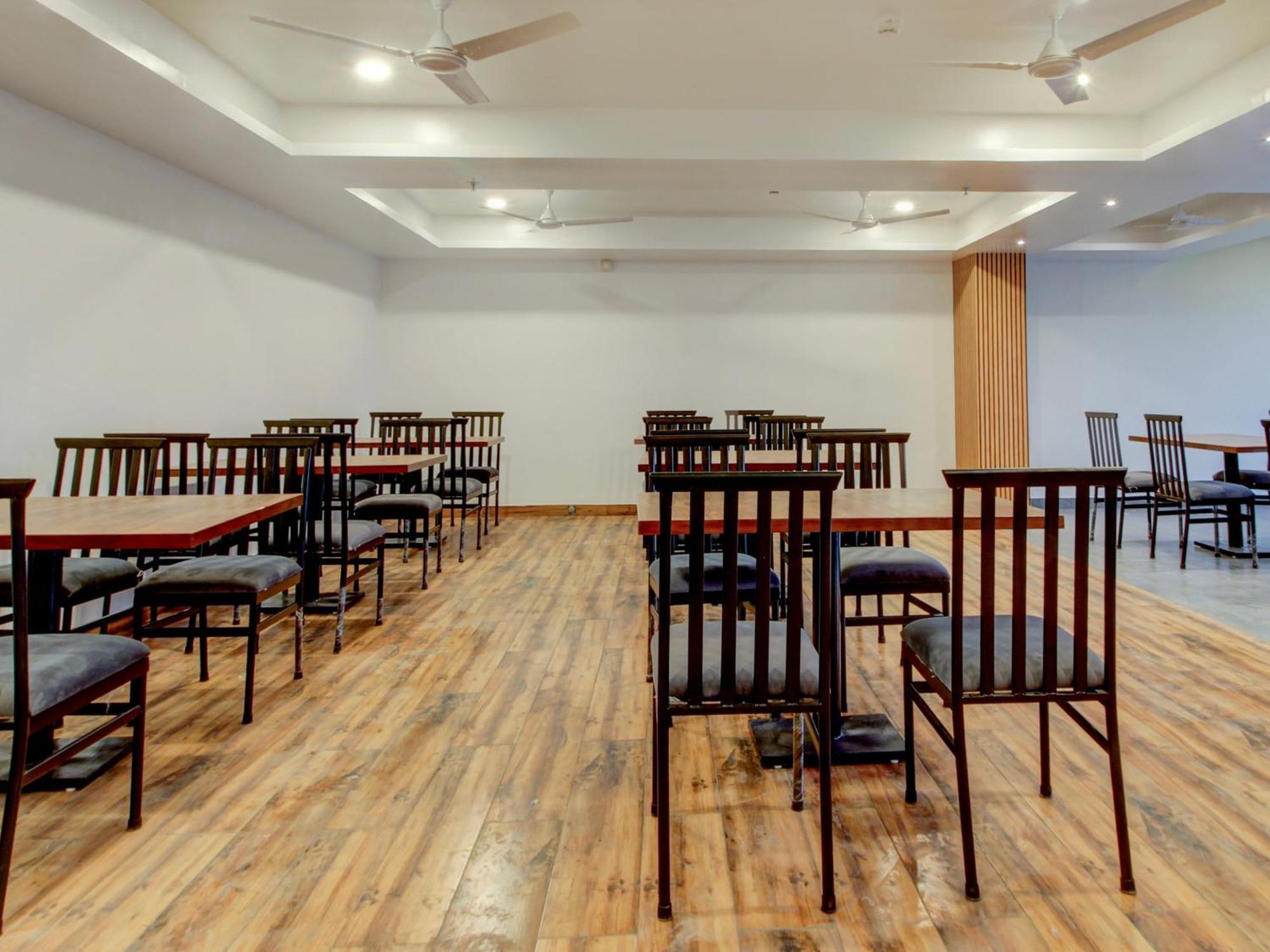 Hotel Townhouse Madgaon Raia Exterior foto